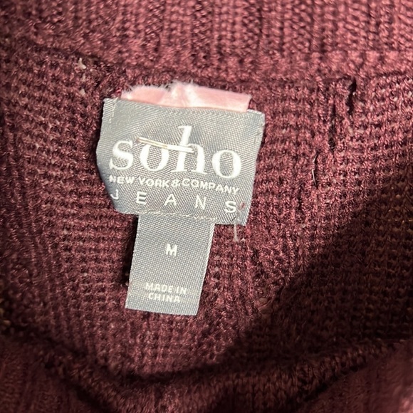 SOHO Wine Color Cable Knit Sweater SZ M - Picture 6 of 8